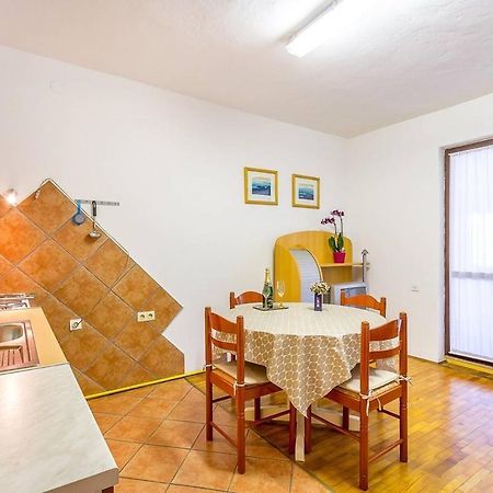 Apartments Dragica Valbandon エクステリア 写真