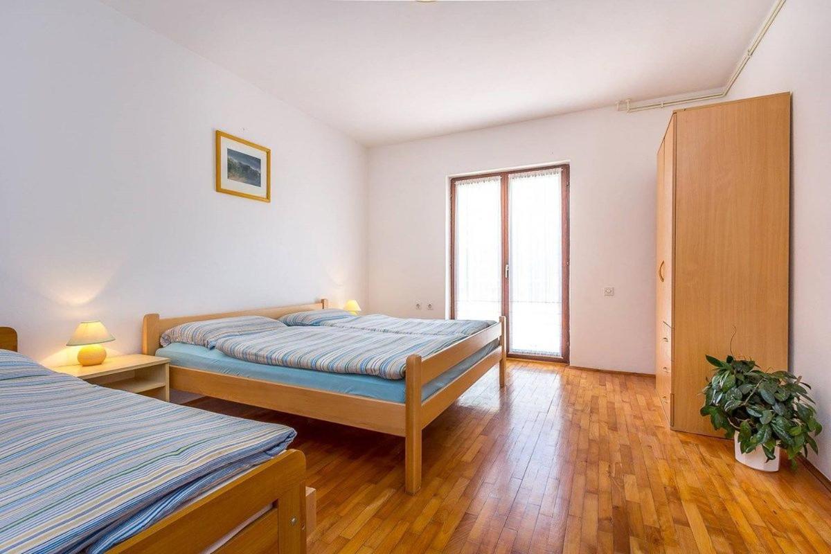Apartments Dragica Valbandon エクステリア 写真