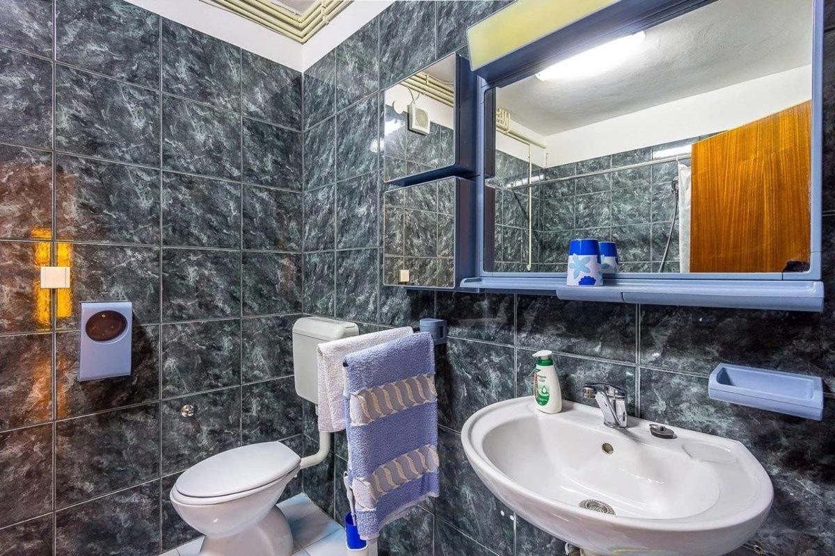 Apartments Dragica Valbandon エクステリア 写真