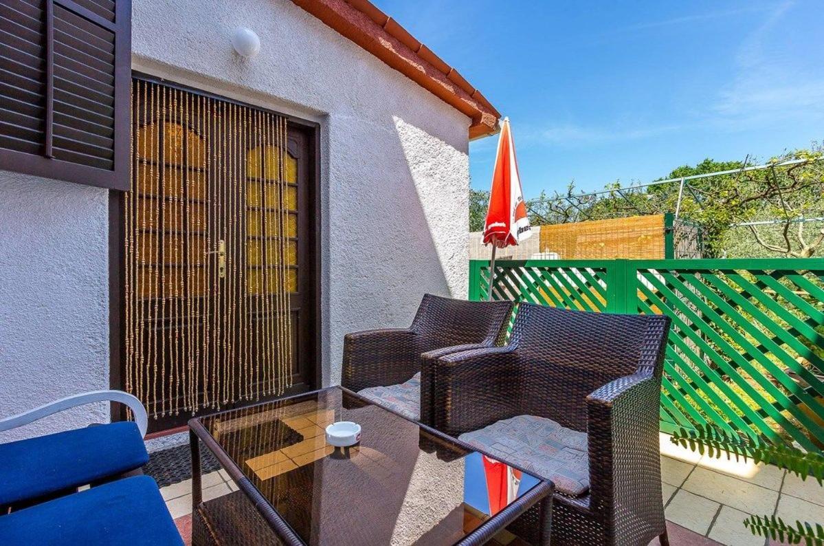 Apartments Dragica Valbandon エクステリア 写真
