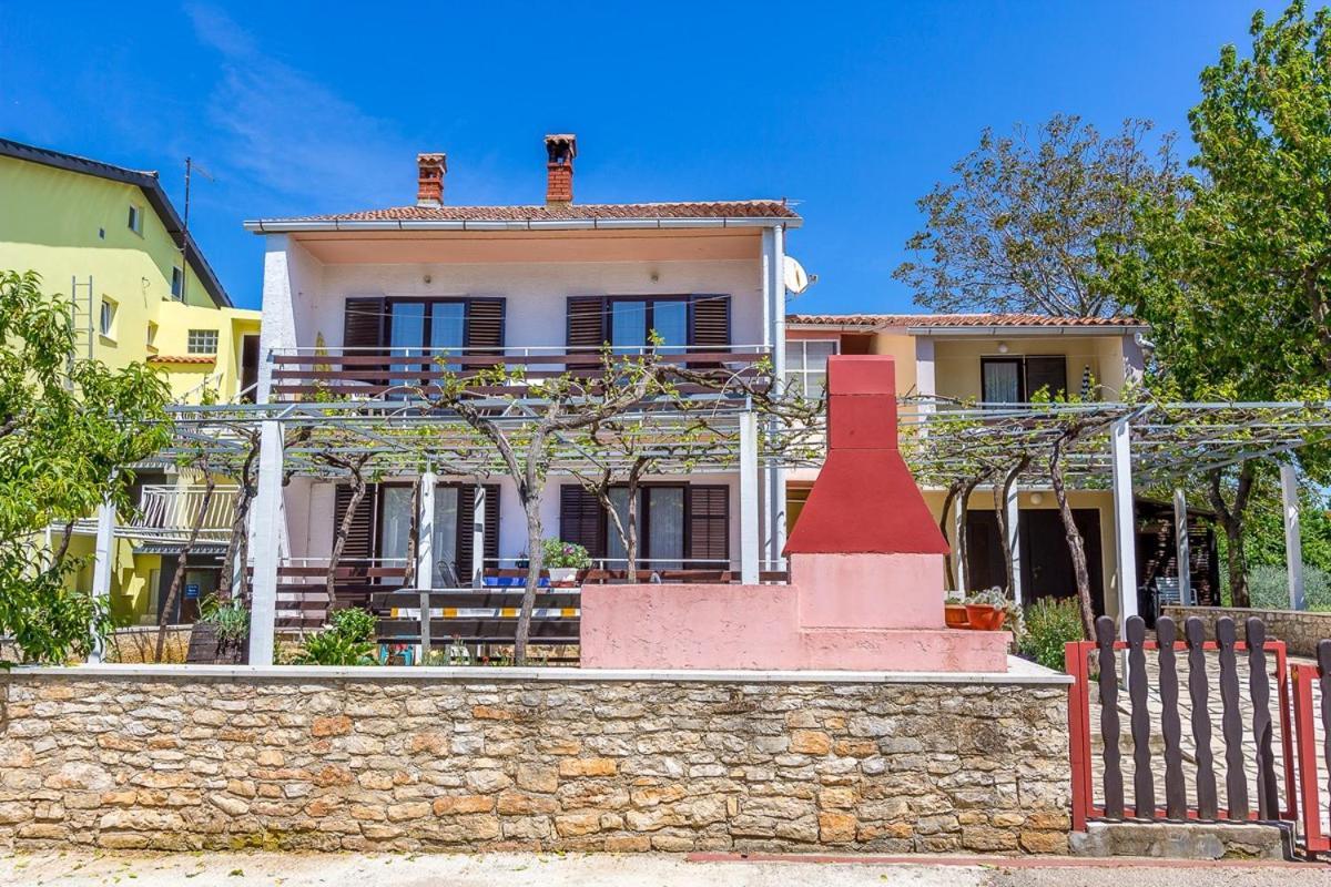 Apartments Dragica Valbandon エクステリア 写真